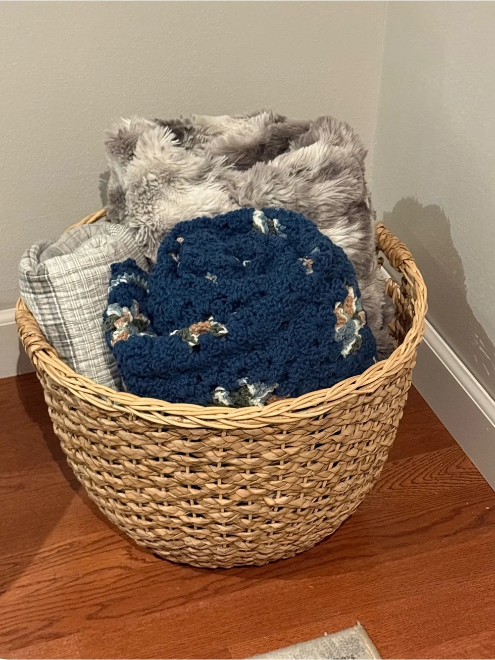 Handmade Vintage Granny Square Afghan Crochet Throw Blanket
